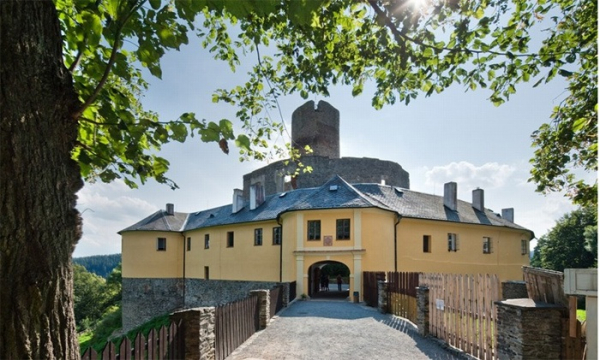Hradby na Svojanově získají podobu z 19. století