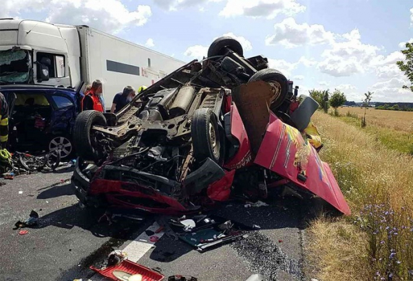 Vážná dopravní nehoda u obce Janov