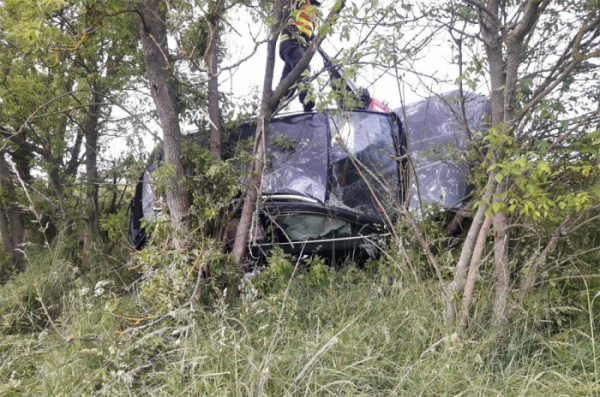 Při nehodě osobního automobilu na Svitavsku byly zraněny dvě osoby