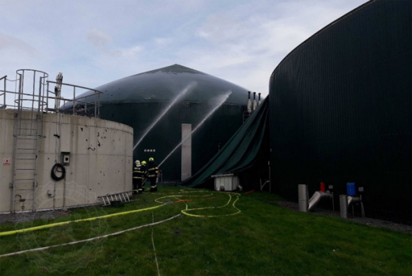 V Dětřichově u Moravské Třebové došlo k požáru bioplynové stanice, 3 osoby byly zraněny
