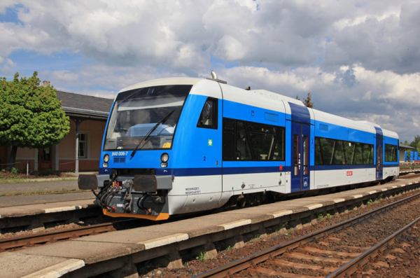 Pardubický kraj plánuje na regionální železnici nasadit dalších 11 vozidel RegioSpider