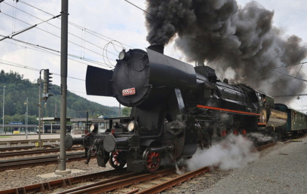 Historickým parním vlakem z Dolní Lipky do Moravské Třebové se můžete svézt již tuto sobotu